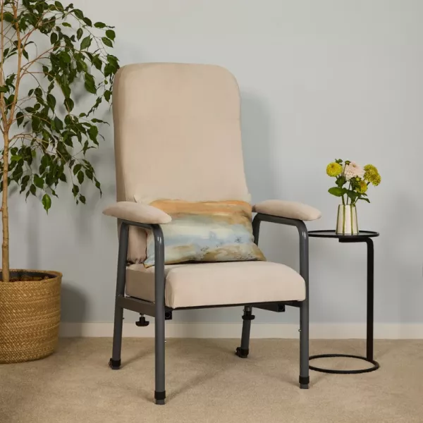 Hoffman™ Day Chair